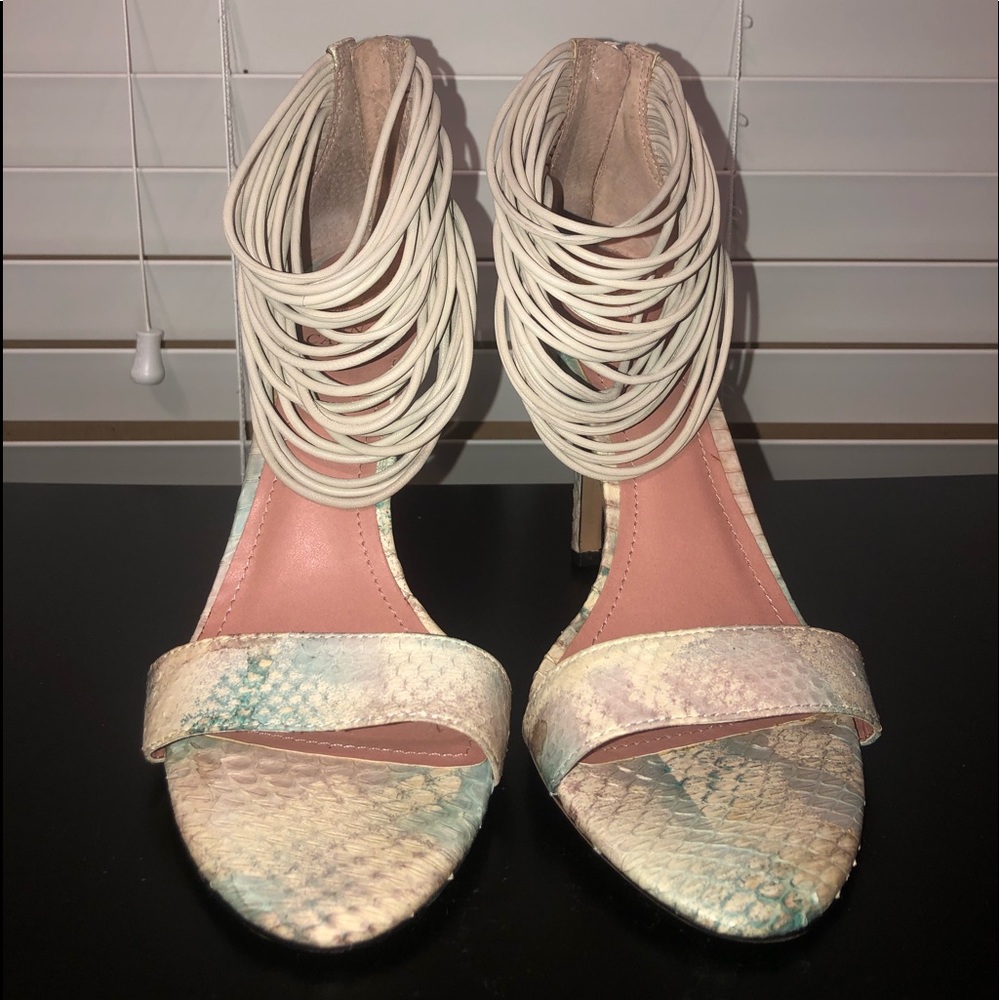 Vince Camuto Heels